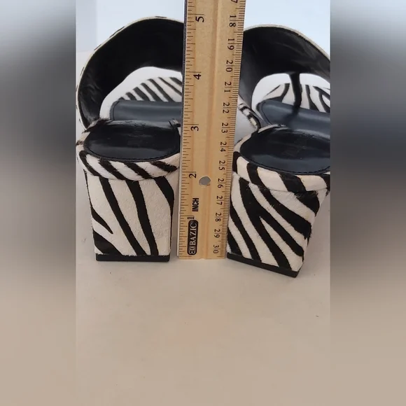 Villa Rouge zibra print calf fur white black square toe sandals - Picture 7 of 12
